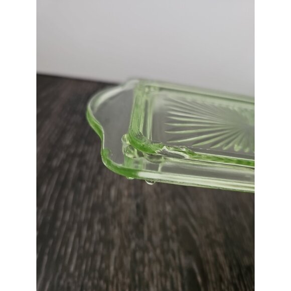 Vintage Optic Green Depression Uranium Glass Butter Dish w/ Lid - Block Pattern - Picture 9 of 12